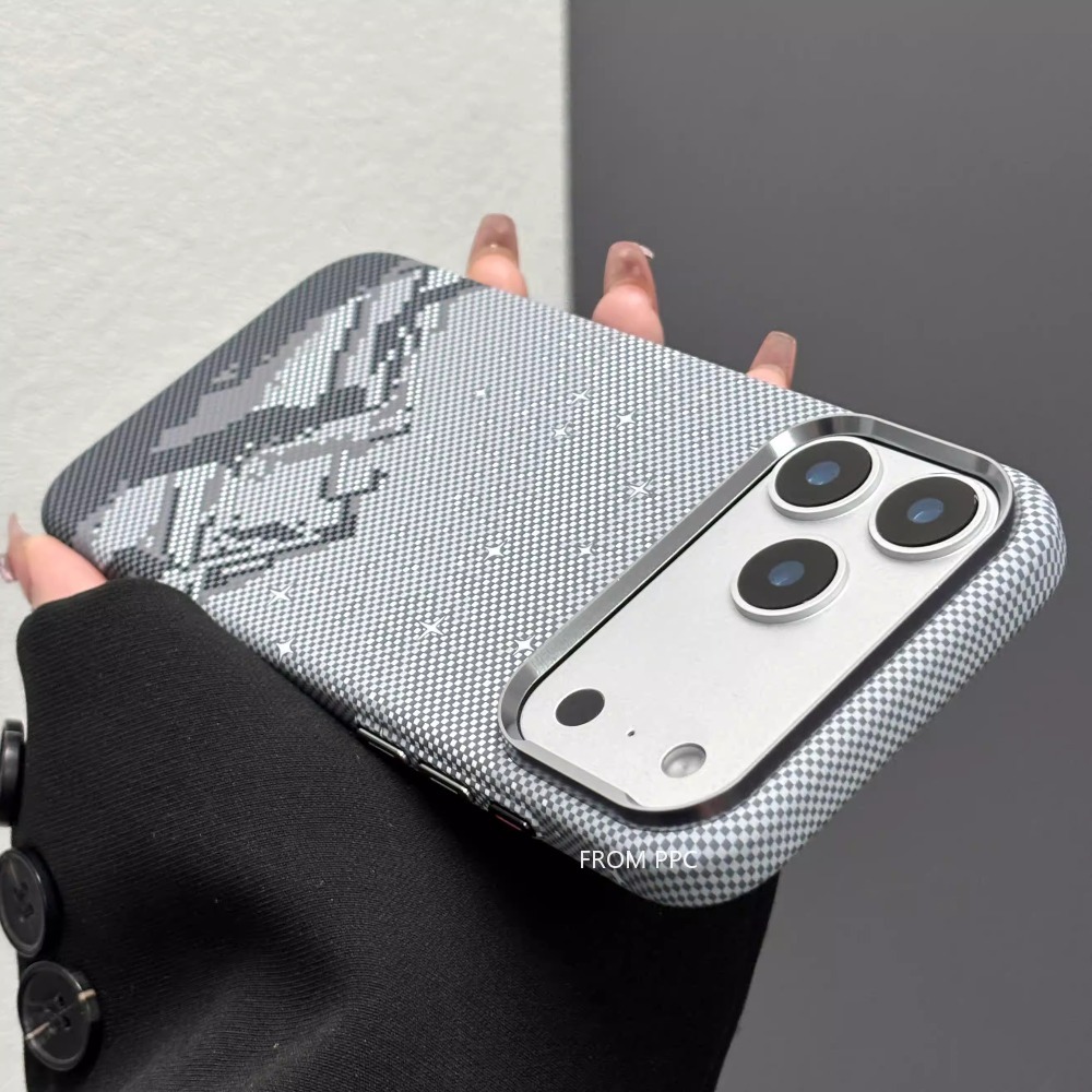 حافظة سنو ماونتن المغناطيسية ل - مراجعة Camera Lens Protector وسعره