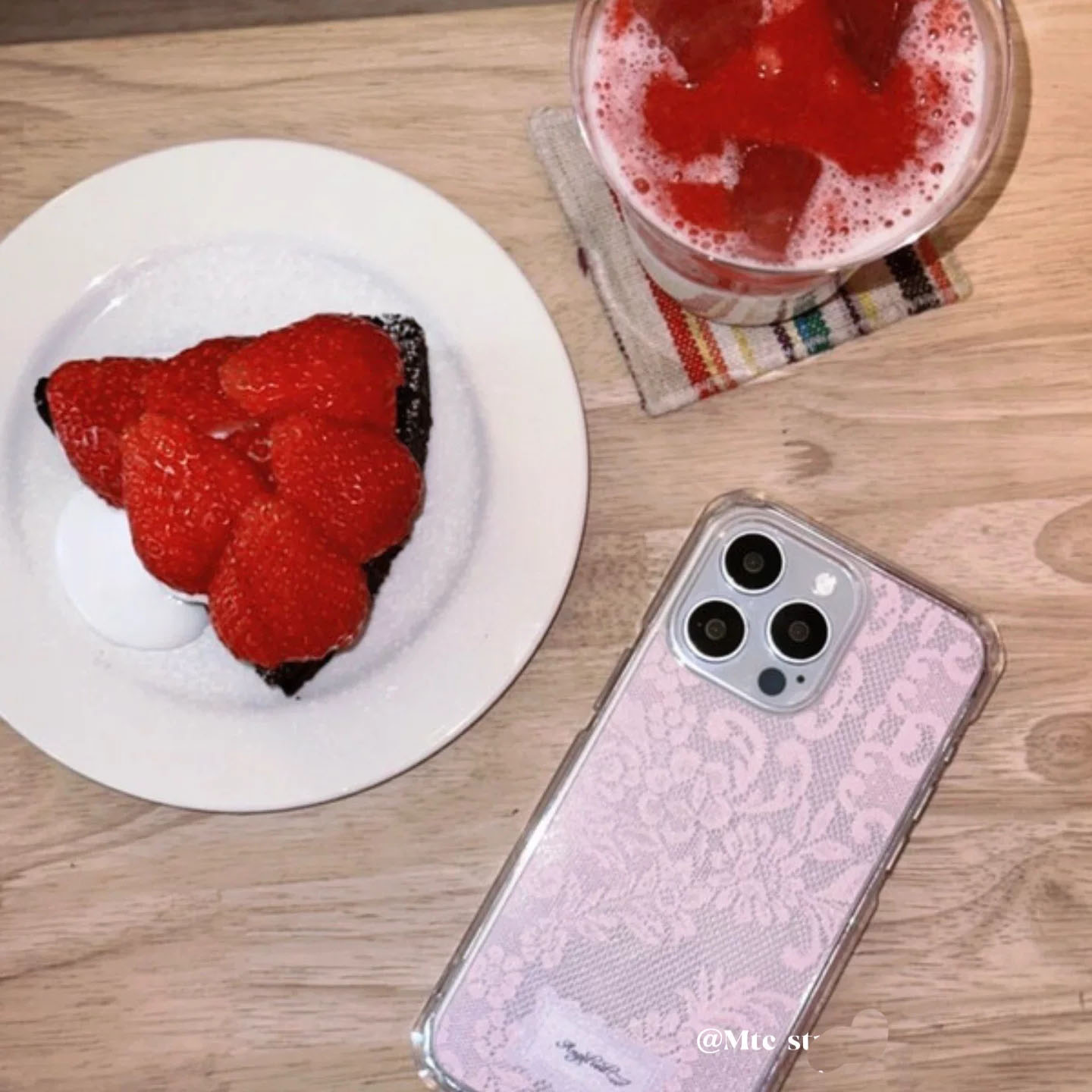 جراب هاتف كوري شفاف بتصميم دان - مراجعة Phone Cases Best وسعره