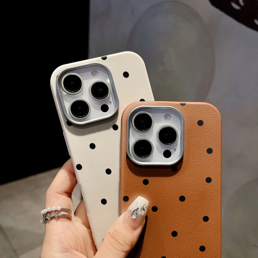 غطاء هاتف بتصميم بسيط أسود منق - مراجعة Phone Cases Polka Dot وسعره