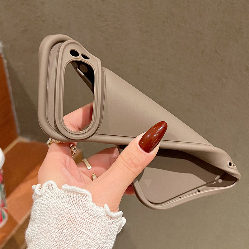 غطاء هاتف ناعم من السيليكون بن - مراجعة Google Pixel 9 وسعره